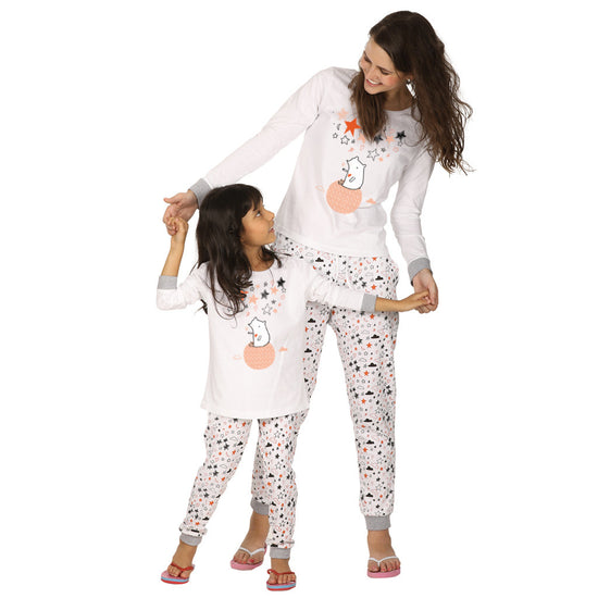 Stars And Cloud Print Nightwear Set For Mom & Daughter