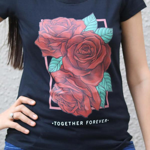 Red Roses, Mom And Daughter Matching Tees