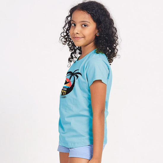 Abhi Toh Chutti Suru Hui Hai Matching Family Tees for Daughter