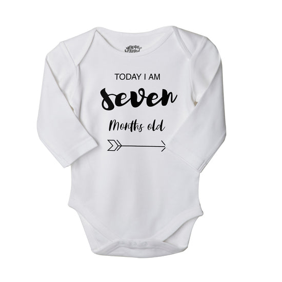 7-9 Months, Set Of 3 Assorted Bodysuits For Baby.