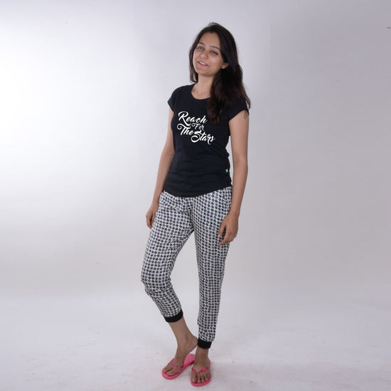 Reach for the stars Sleepwear set for Women